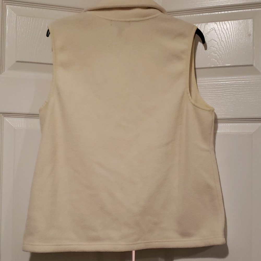 Chaps Petite XL fleece vest - Picture 3 of 3